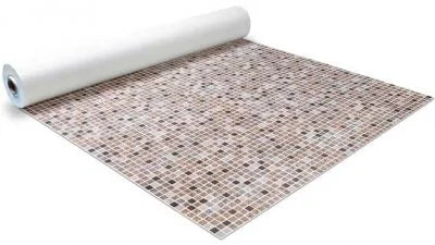 En rulle beige och brun mosaikplattskiva.