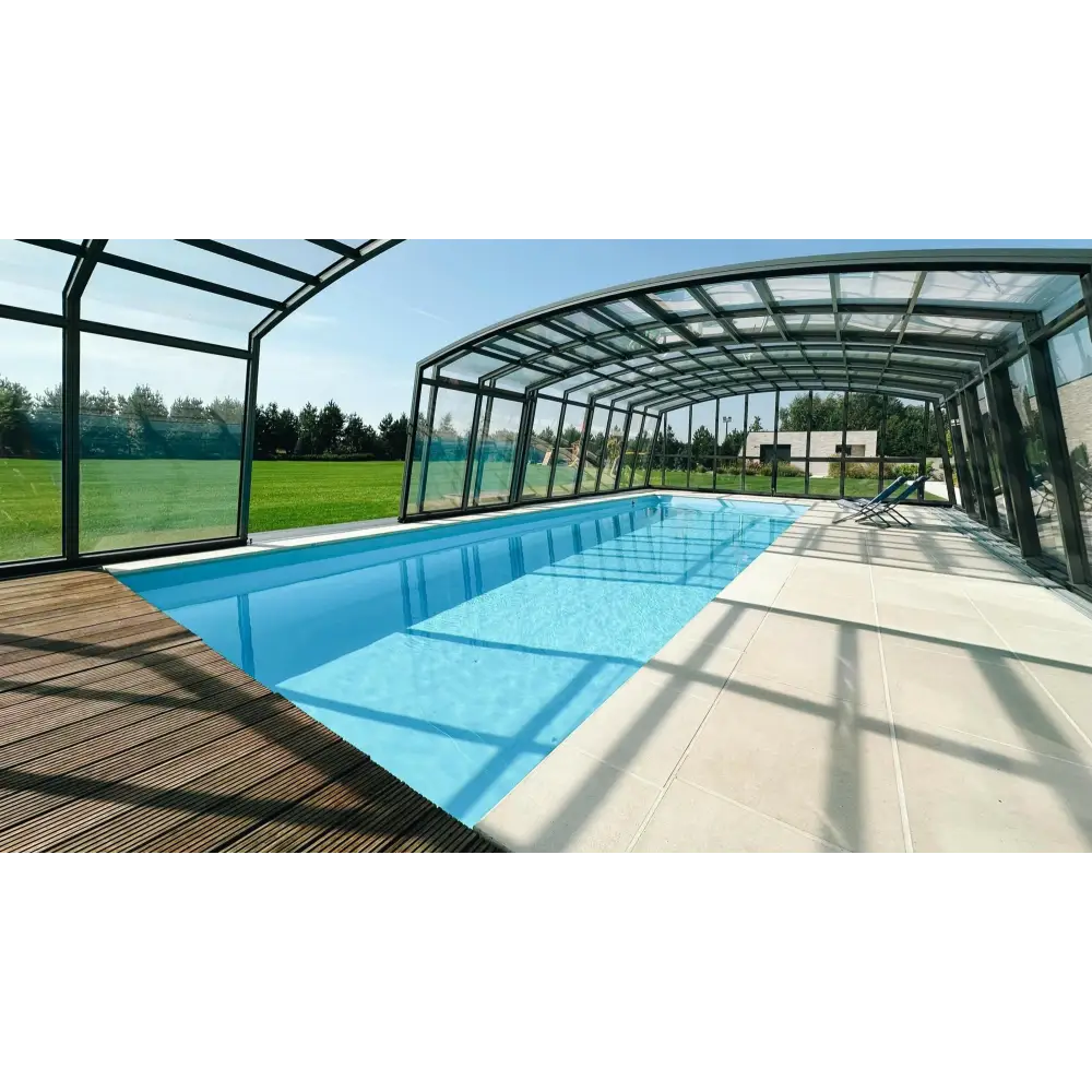 Blå inomhuspool i förstärkt polyester med glas pooltak i svart ram, Bahama 600