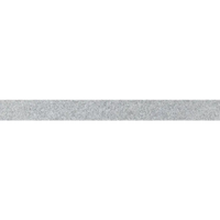 Grå texturerad yta med subtilt, enhetligt kornmönster i Natura Napoli paket