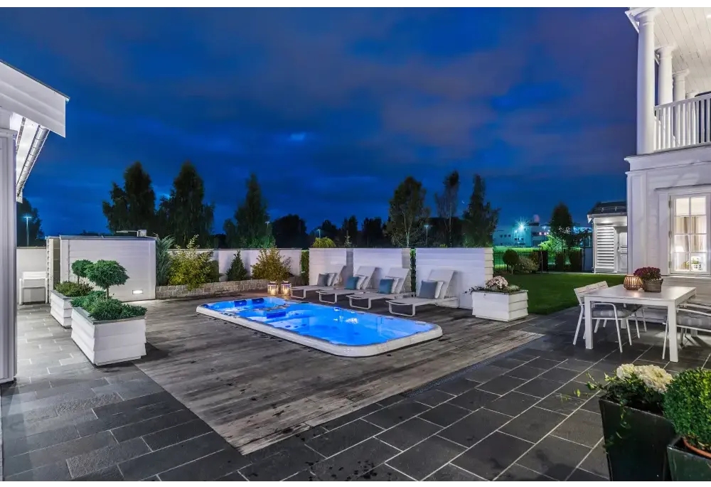 PassionSpa Aquatic 3 Deep-swimspa – blå belysning, stenterrasse