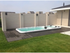 PassionSpa Aquatic 3 Deep-swimspa – hvid overflade, rektangulær form, turkisblåt vand, sorte sædehynder