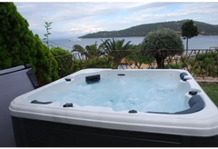 PassionSpa Relax-spabad – Pure Collection, hvid og sort, boblende vand, moderne design