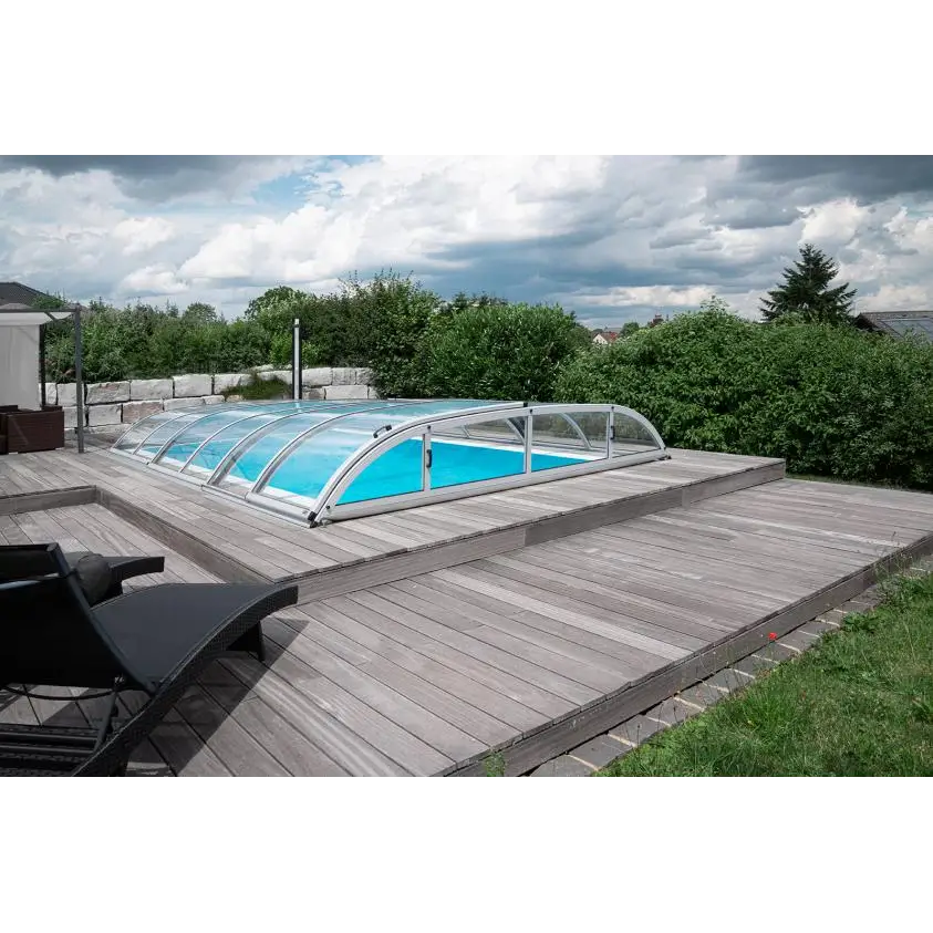 Pooltak Dallas 3x6 i klar kanalplast över blå pool