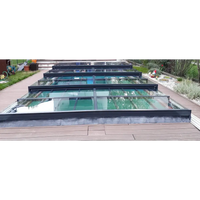 Sarg klarplast antracit i tierad design över utomhuspool