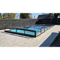 Svart ramat glastak för pool med Pooltak Icon Kit