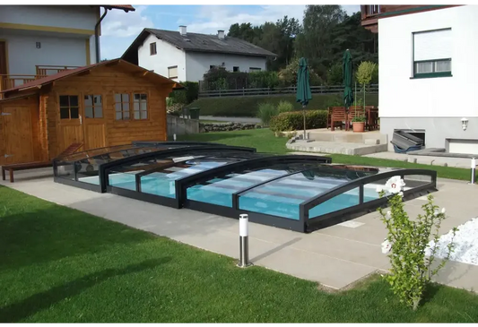 Special-pooltag – sort ramme, buede klare paneler, til pool