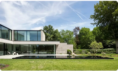 Fritstående PP-pool i 20 mm materiale med skimmer – moderne minimalistisk hus, infinitykant