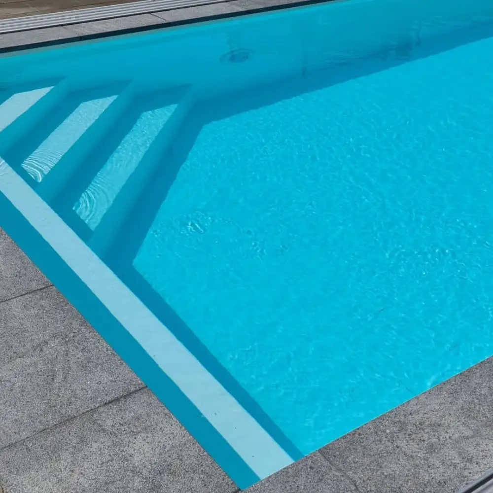 Pooltime Exclusive-pool, 12 mm – rektangulær form, turkisblåt vand, trappe