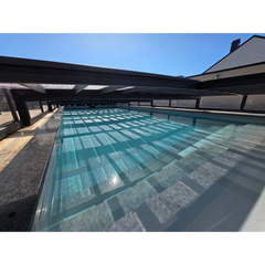Pooltime Exclusive PP-pool, 12 mm – langstrakt form, rektangulær form, turkisblåt vand, moderne sort pooltag, køb en pool