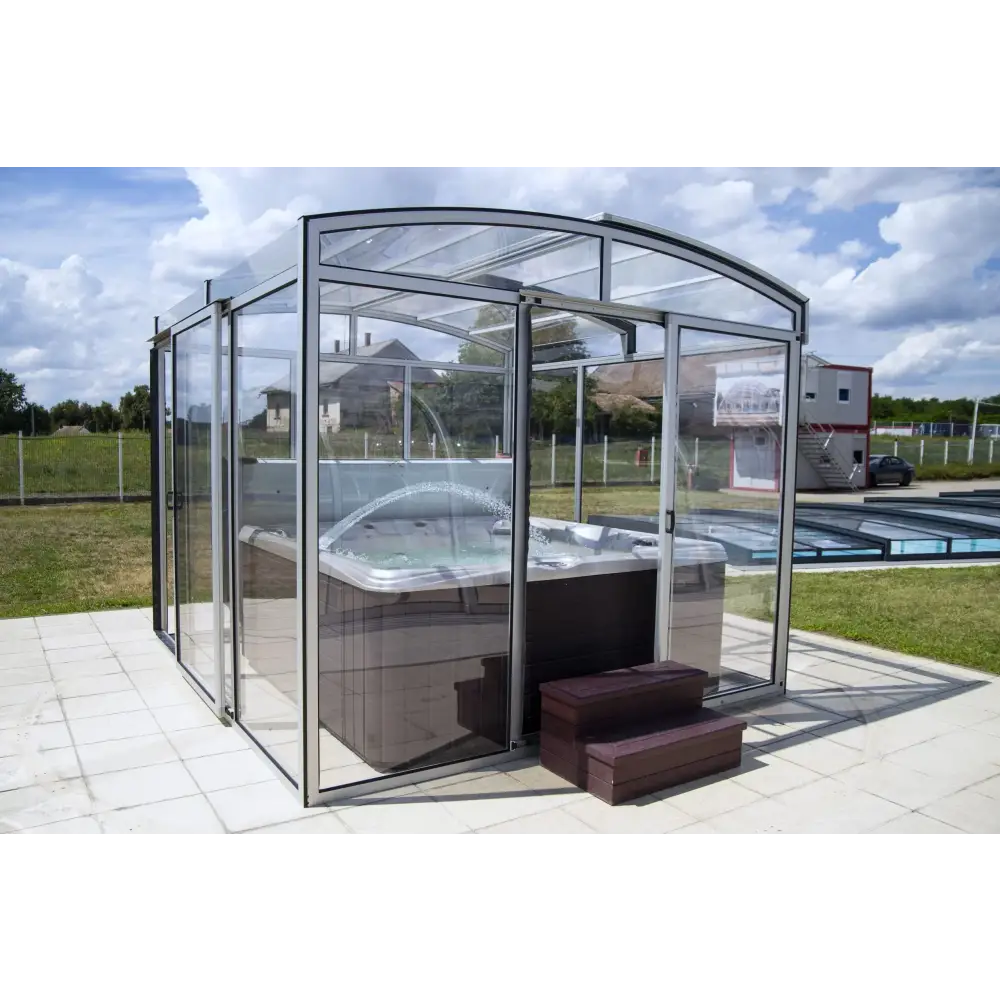 Spatak Luminosa: modernt valvformat glasbadkar i silver med grå bubbelpool